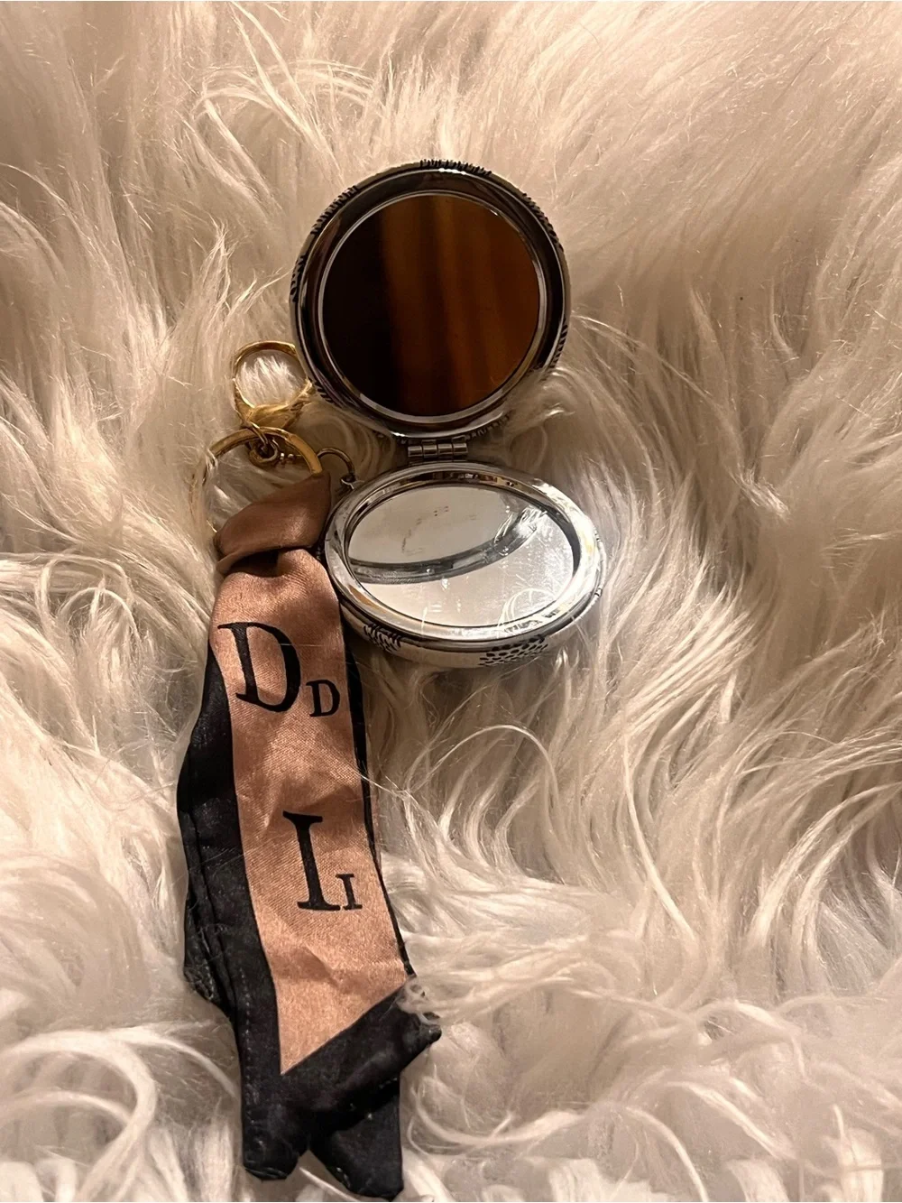 Gold Ring Keychain with Beige Check double mirrors and Satin Scarf